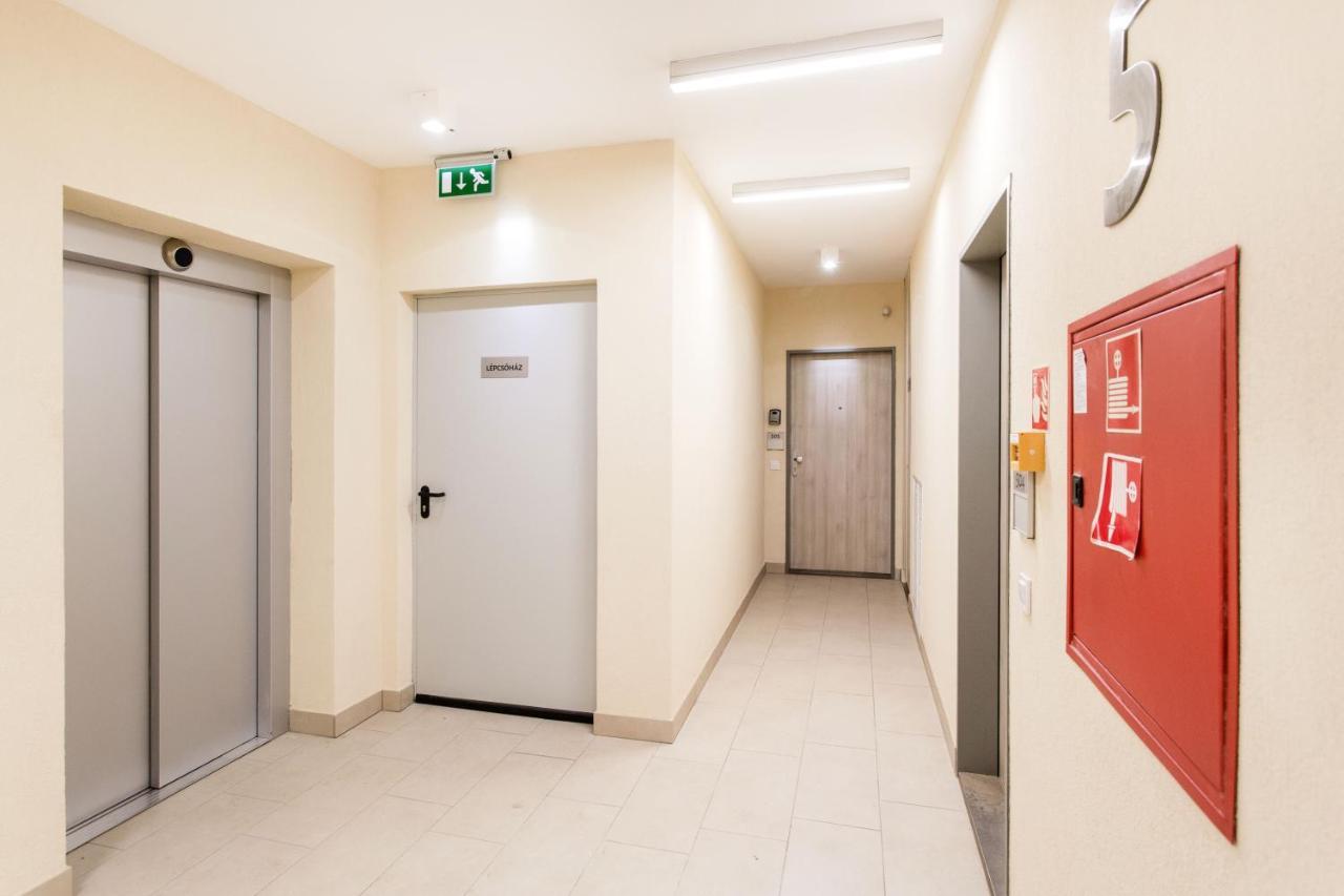 Ferienwohnung The Downtown Chill Budapest Exterior foto